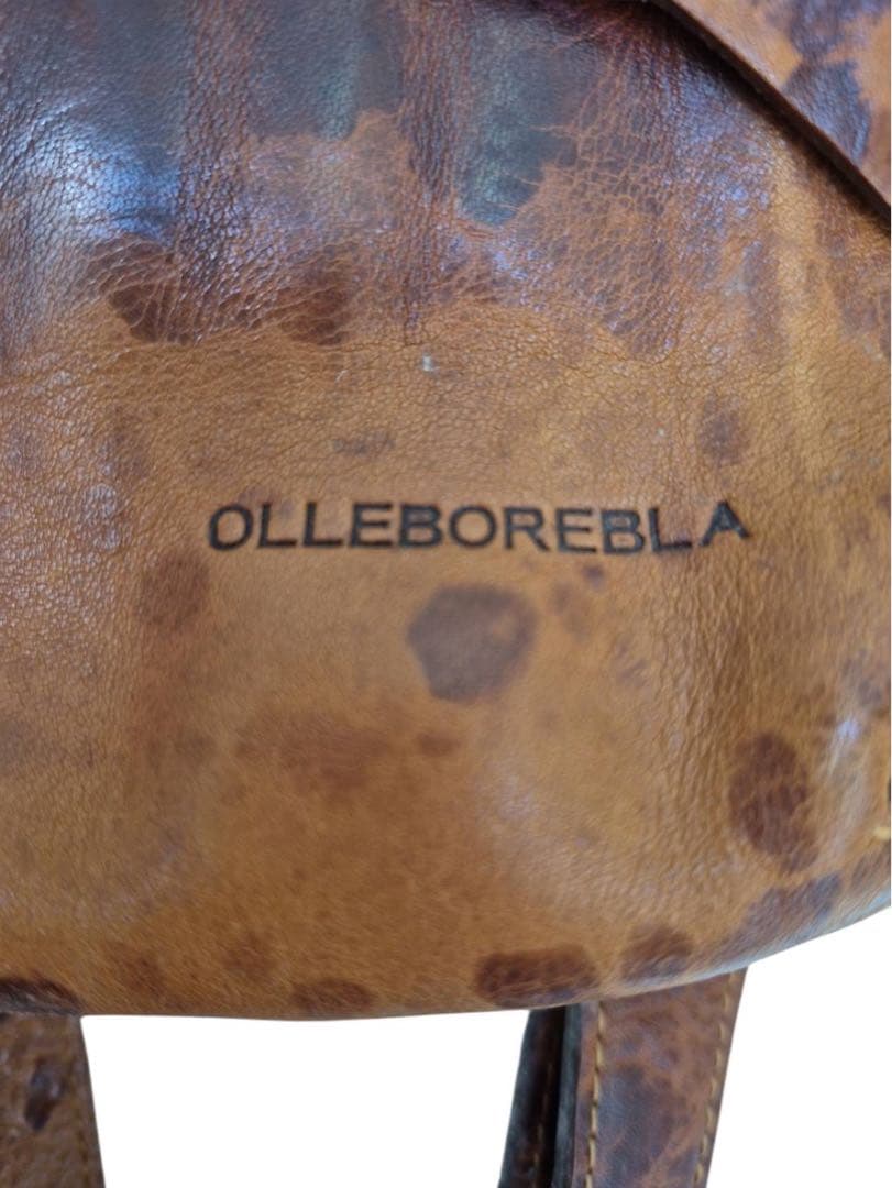 アルベロベロ ALBEROBELLO ビーズ刺繍 レザーバックパック