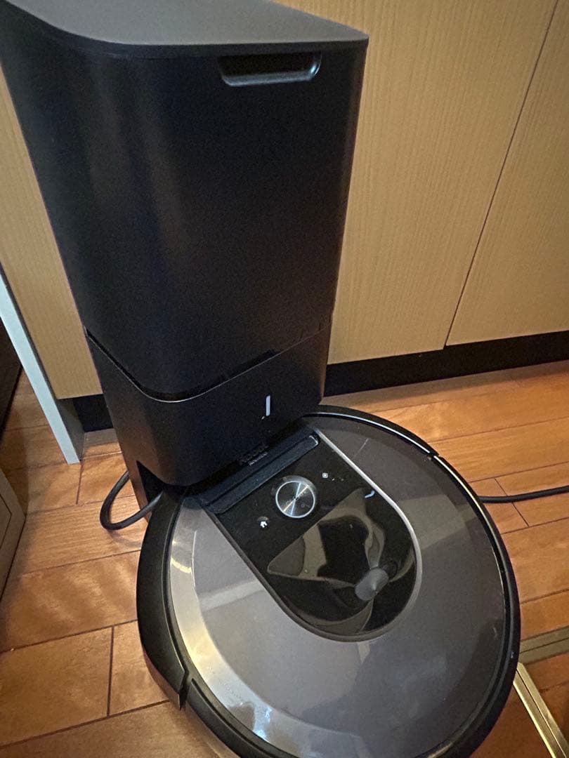 iRobot Roomba ロボット掃除機本体 ブラック i7+