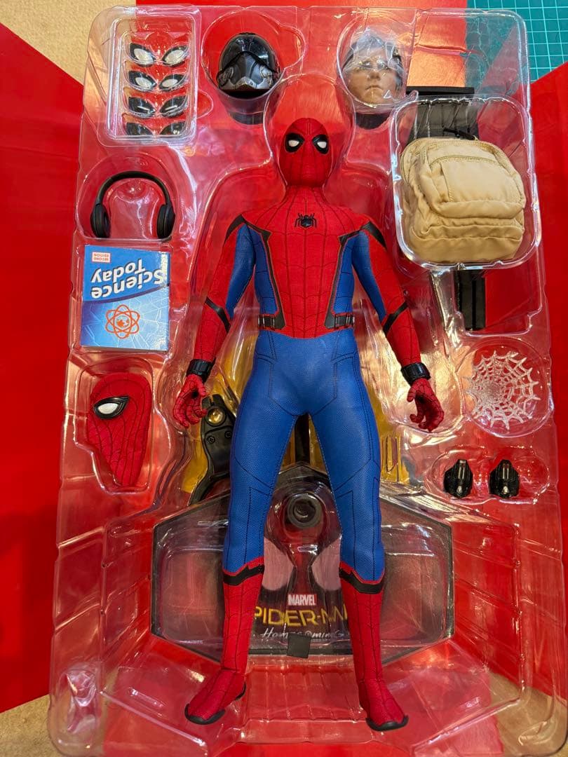 ホットトイズ　スパイダーマン　ホームカミング　トイサピエンス