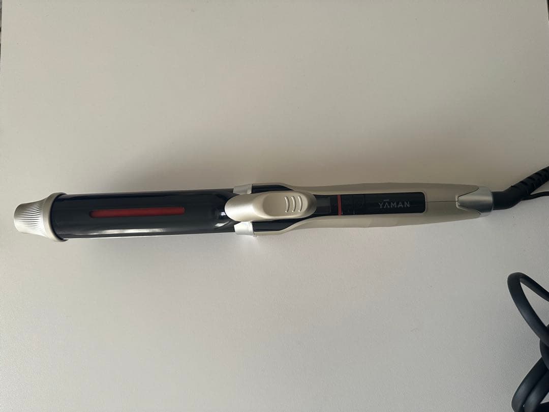 スムースアイロンフォトイオンカール　 本体、外箱、破れ、汚れ等ありません。