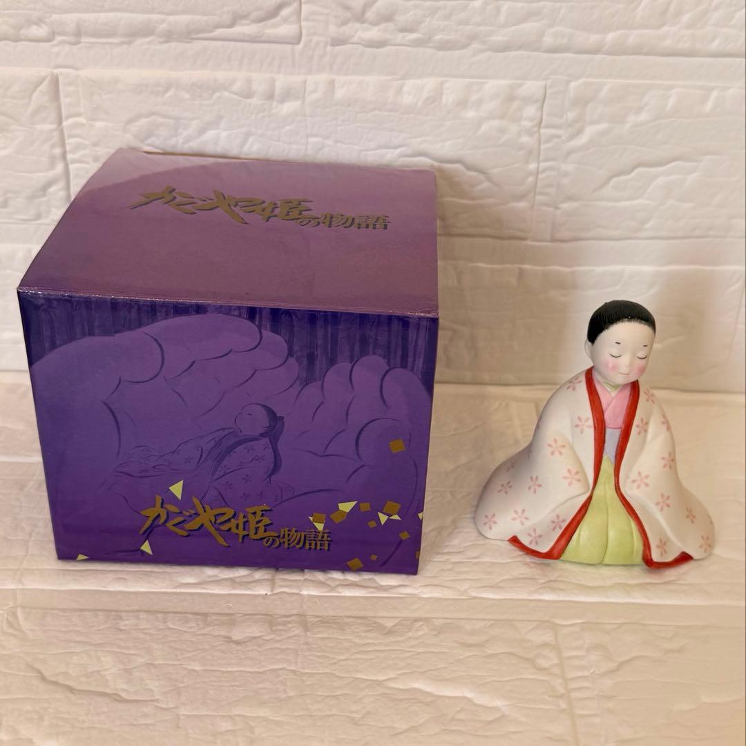 かぐや姫の物語　スタジオジブリ　人形　置物　フィギュア　手のりの姫