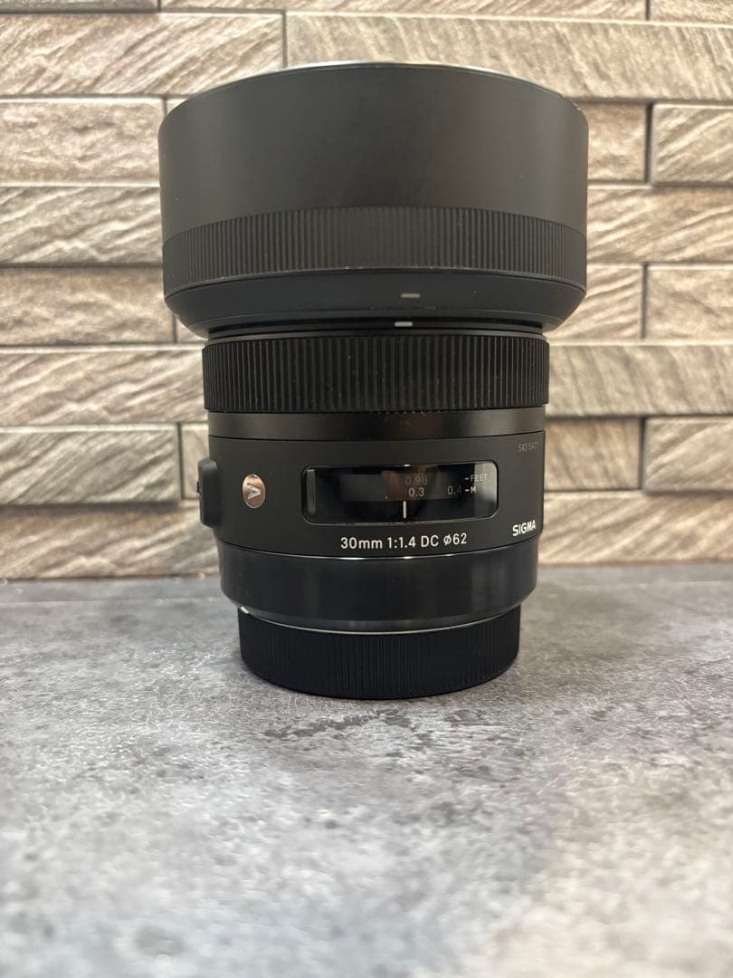 SIGMA 30mm F1.4 DC HSM 単焦点レンズ　シグマ