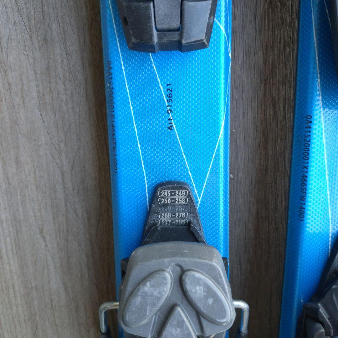 【値下げ】Nordica スキー板130センチ　ビンディング、ストック付き。