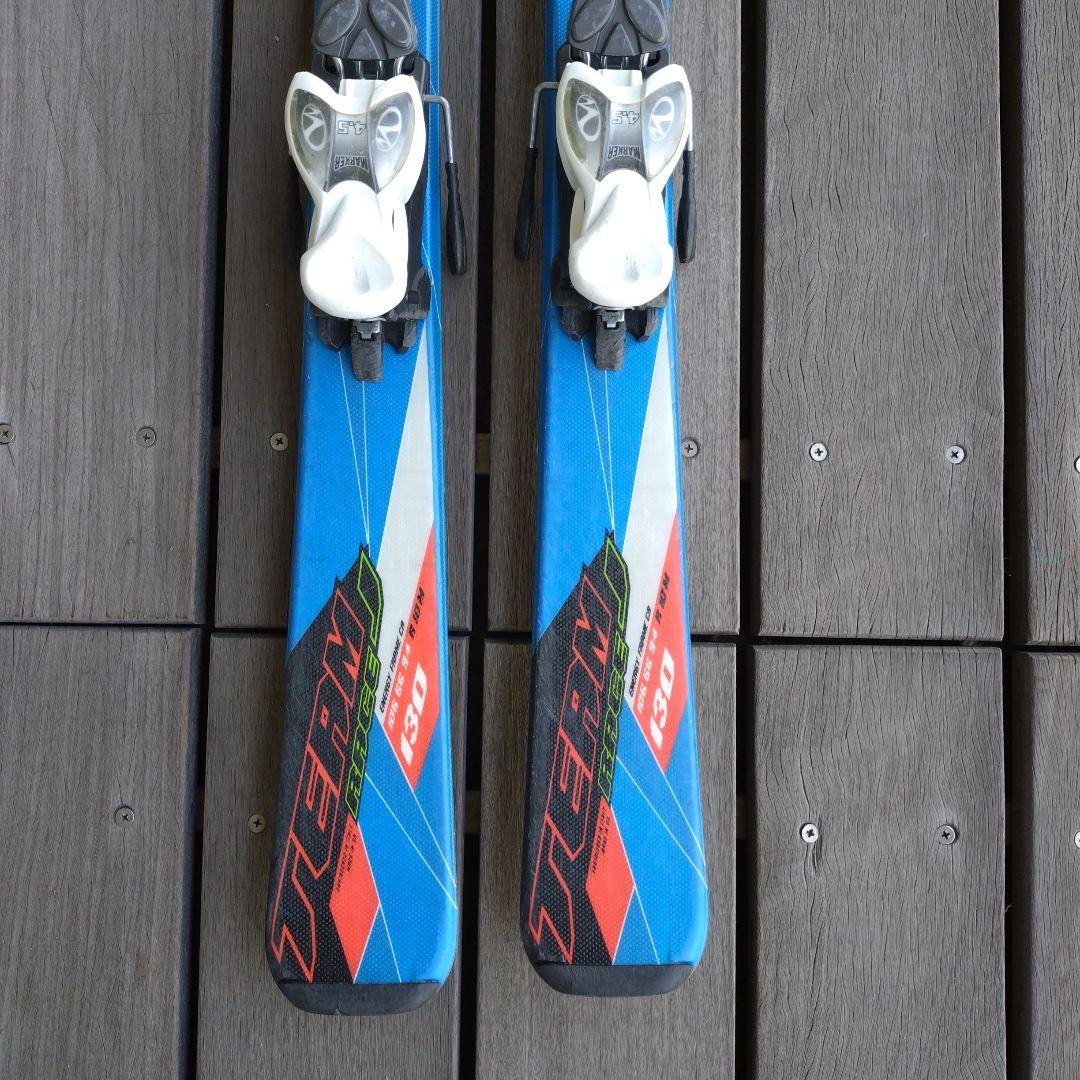 【値下げ】Nordica スキー板130センチ　ビンディング、ストック付き。