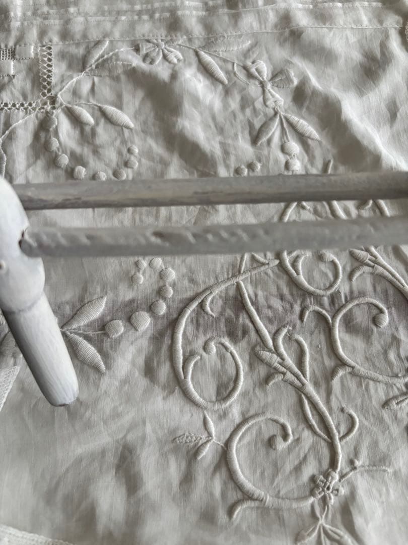 フランスアンティーク　トラバイユーズ　ソーイングスタンド　小サイズ