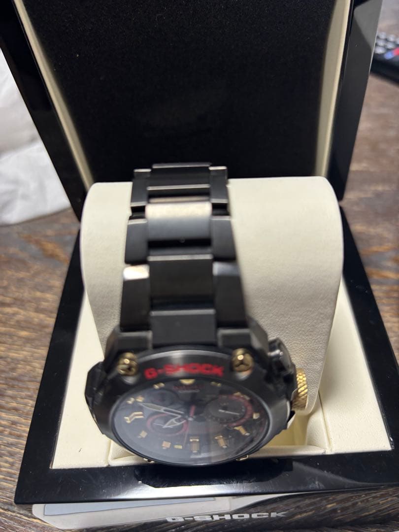 G-SHOCK MR-G 赤備え MRG-G1000B-1A4JR 電波ソーラー