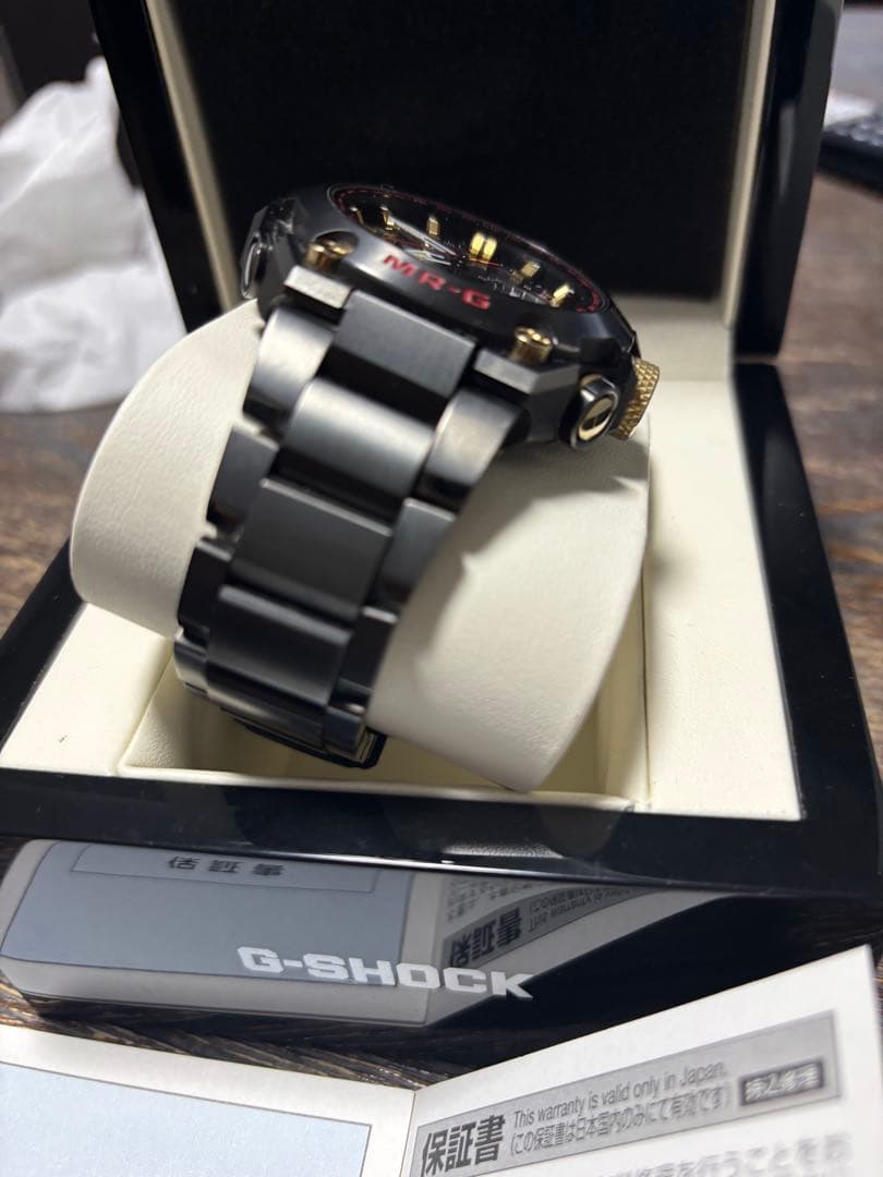 G-SHOCK MR-G 赤備え MRG-G1000B-1A4JR 電波ソーラー