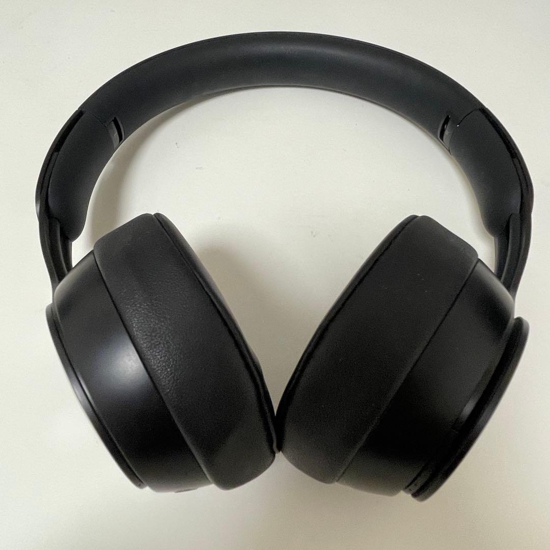 Beats SOLO PRO ブラック 黒　ワイヤレスヘッドホン