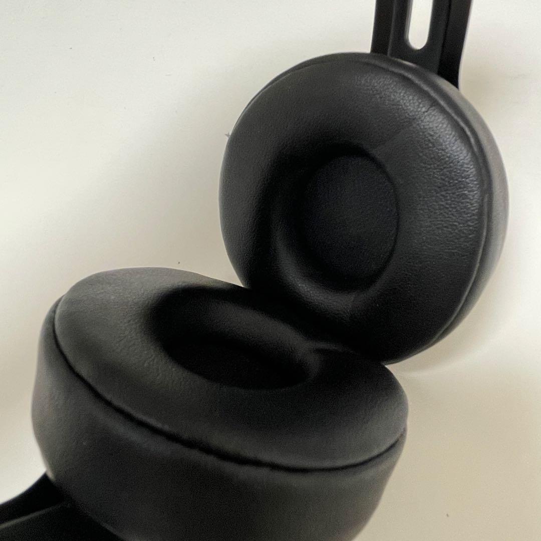 Beats SOLO PRO ブラック 黒　ワイヤレスヘッドホン