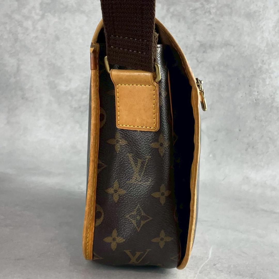 ルイ ヴィトン メッセンジャーボスフォールPM ショルダーバッグ M40106