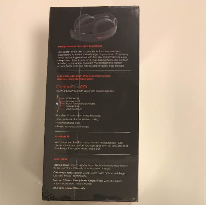ヘッドホン beats by Dr