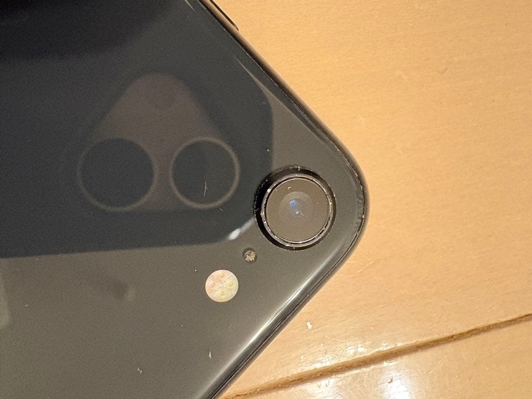 Apple iPhone se(第二世代)ブラック 本体 64GB