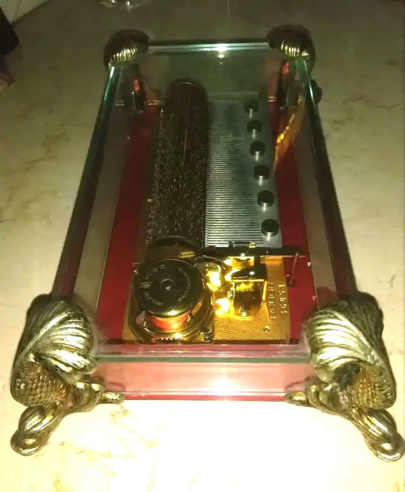 REUGE装飾的オルゴール