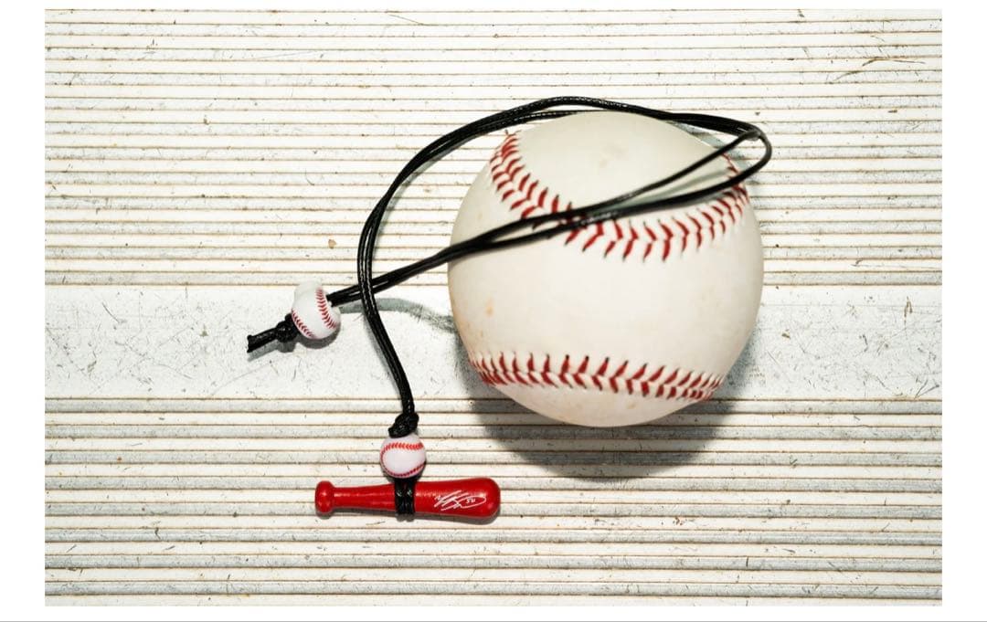 t.h様　ムーキー ベッツ All Star Necklace 赤×黒 青×ナ