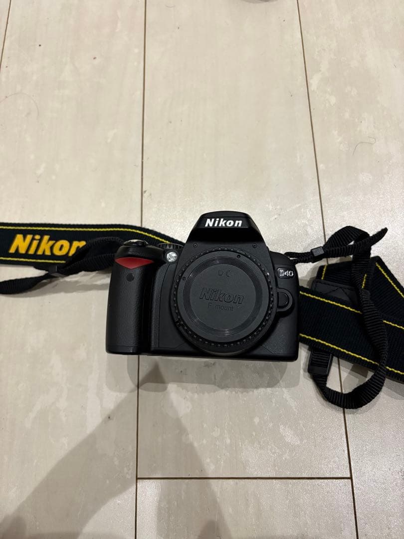 Nikon D40 デジタル一眼レフカメラ