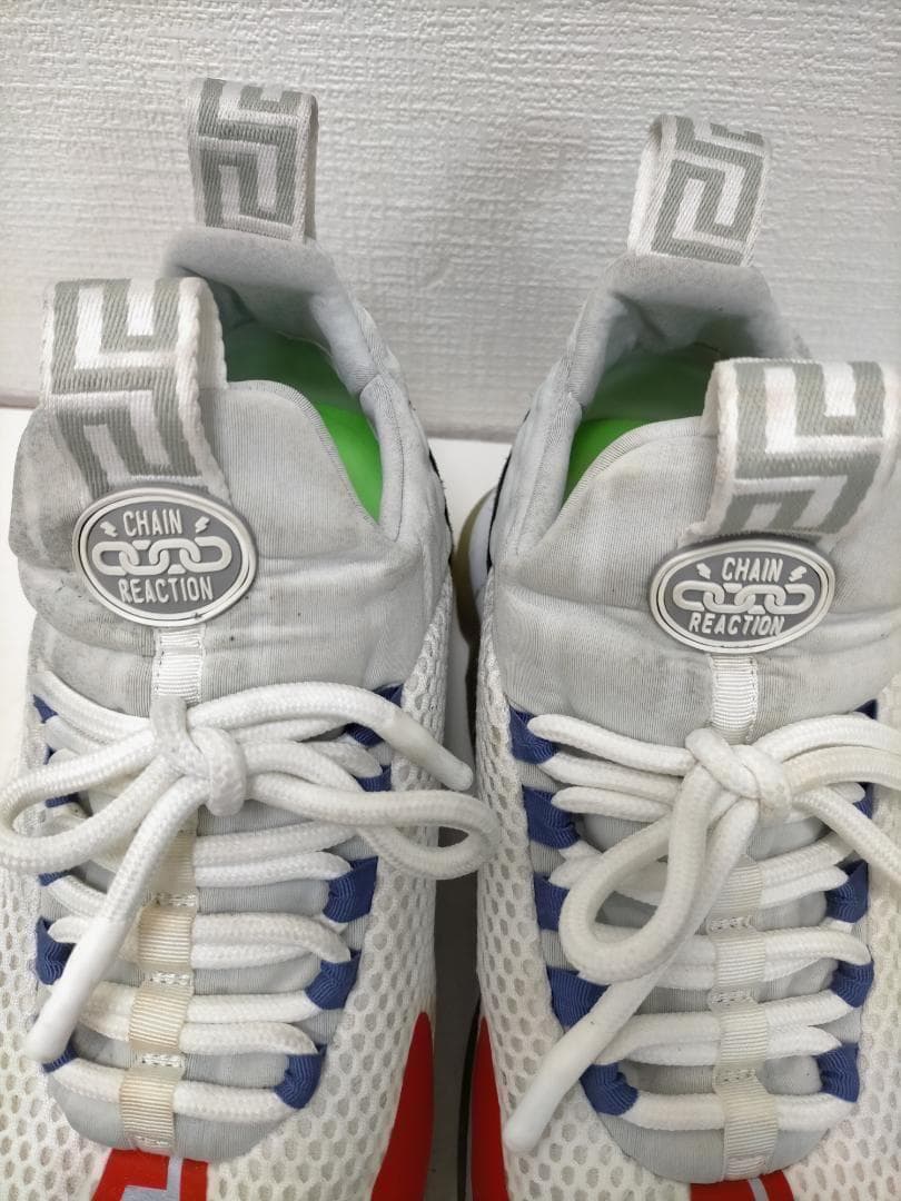 ヴェルサーチ　チェーンリアクション スニーカー 白×灰色 　251121-7Y