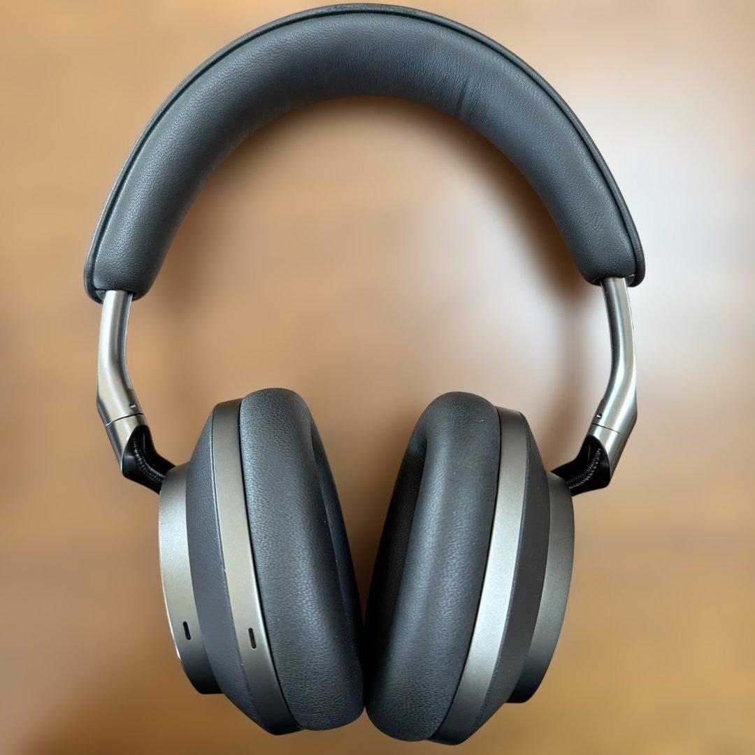 ヘッドホン Px8 BLACK