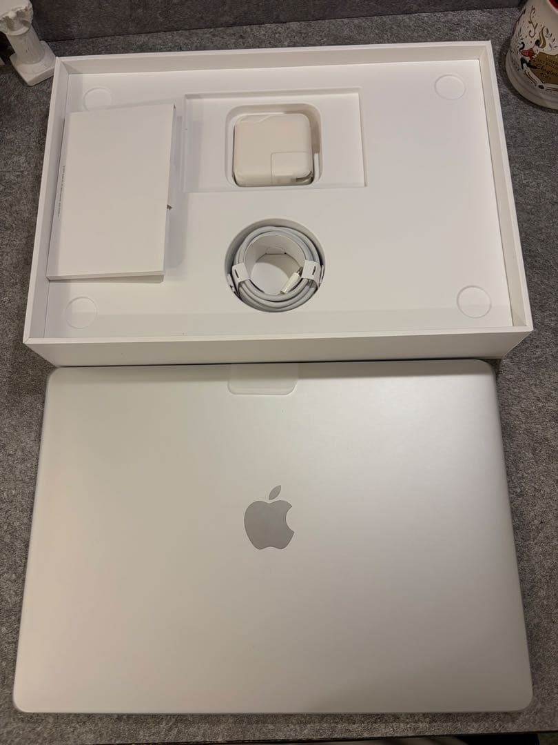 MacBook Air M1 2020 メモリ16GB ストレージ256GB