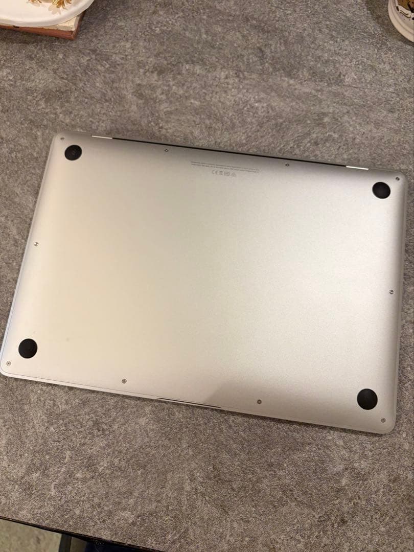 MacBook Air M1 2020 メモリ16GB ストレージ256GB