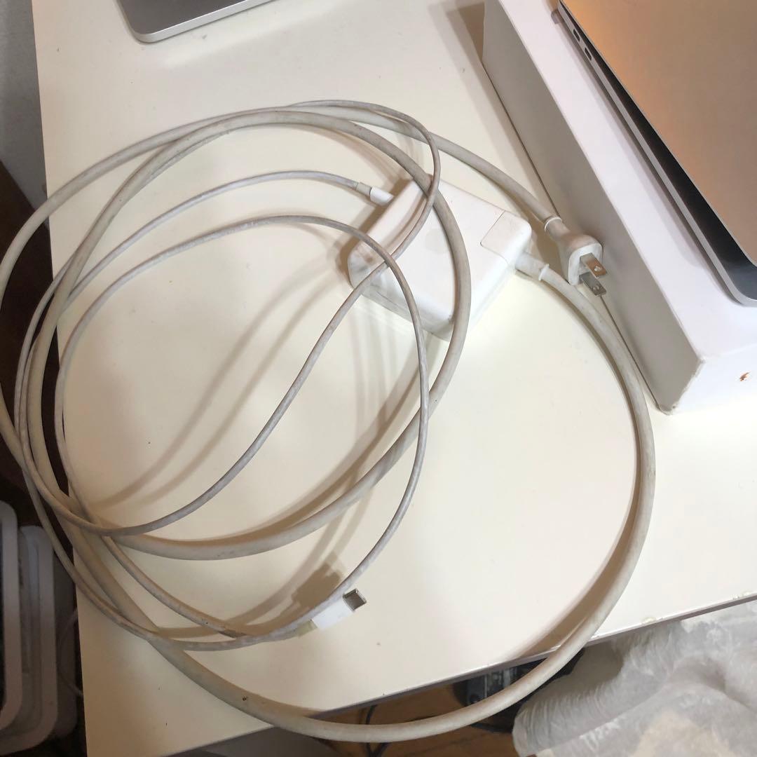 MacBook Pro (Retinaディスプレイ, 13-inch, 202…