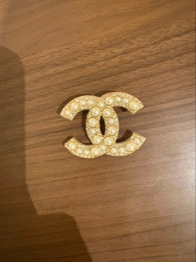 シャネル　CHANEL パールブローチ　ココマーク　CC