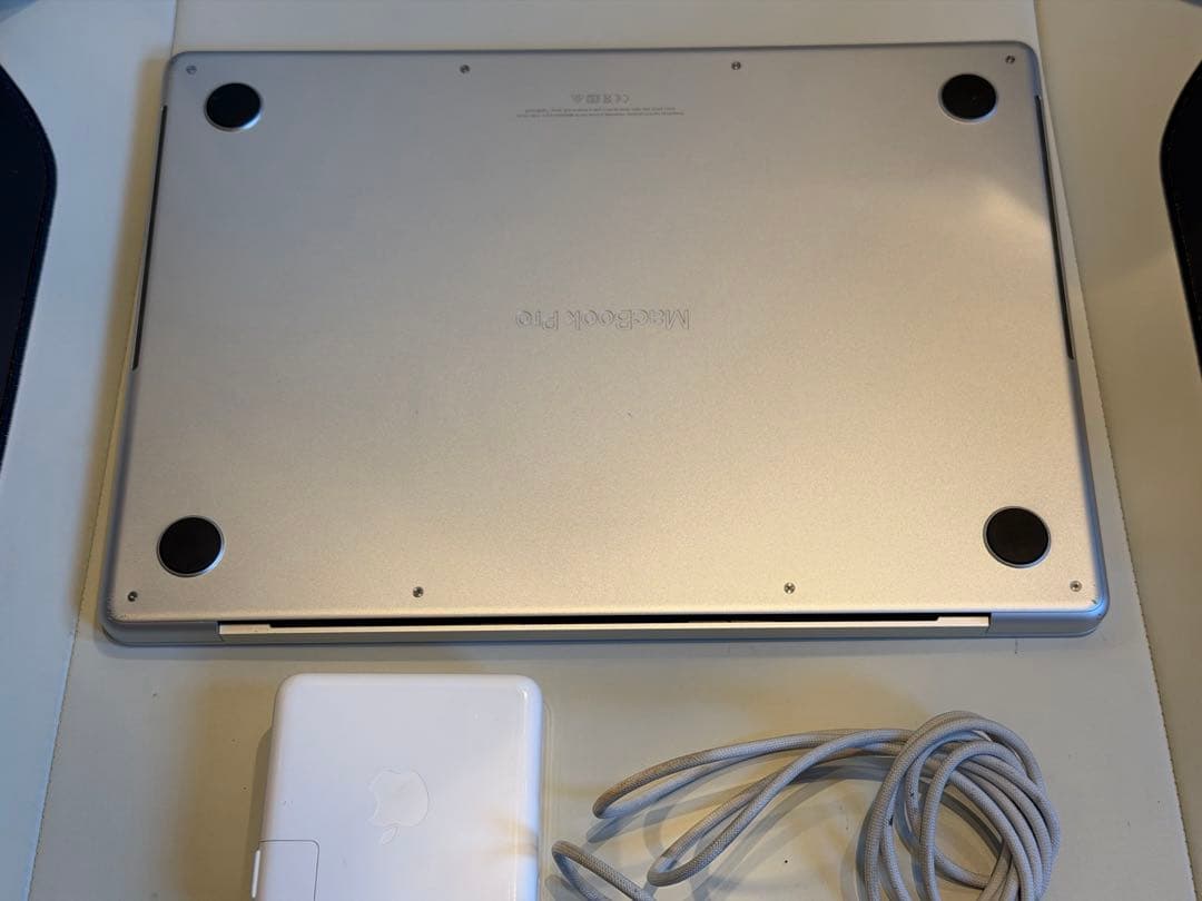 MacBook Pro 14“ M1 Max 64GB JIS
