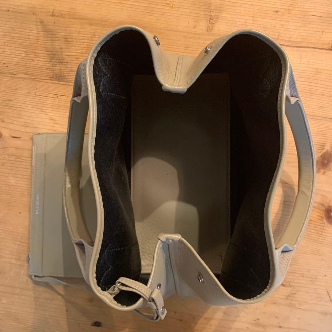 美品BALENCIAGAバレンシアガ　レザートートバッグ　ベージュ系
