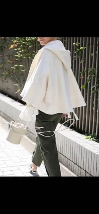 gypsohila ショートコート　ayako ホワイト　完売