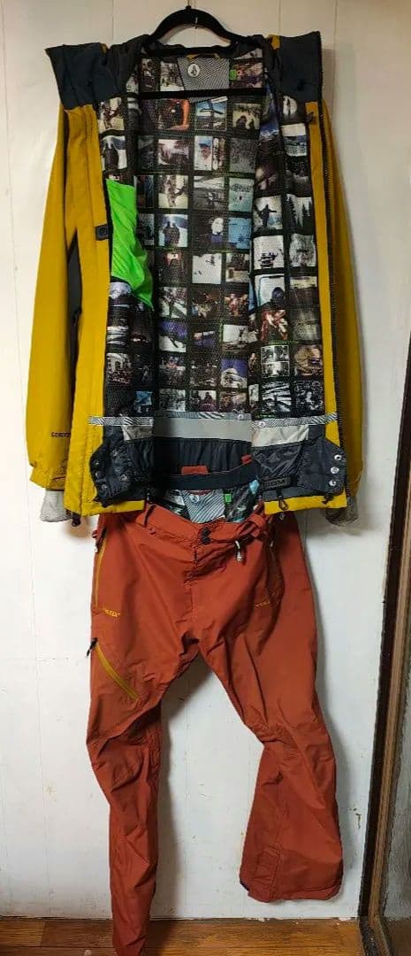 ボルコム　XL 　上下セット　オマケ スノーボードウェア