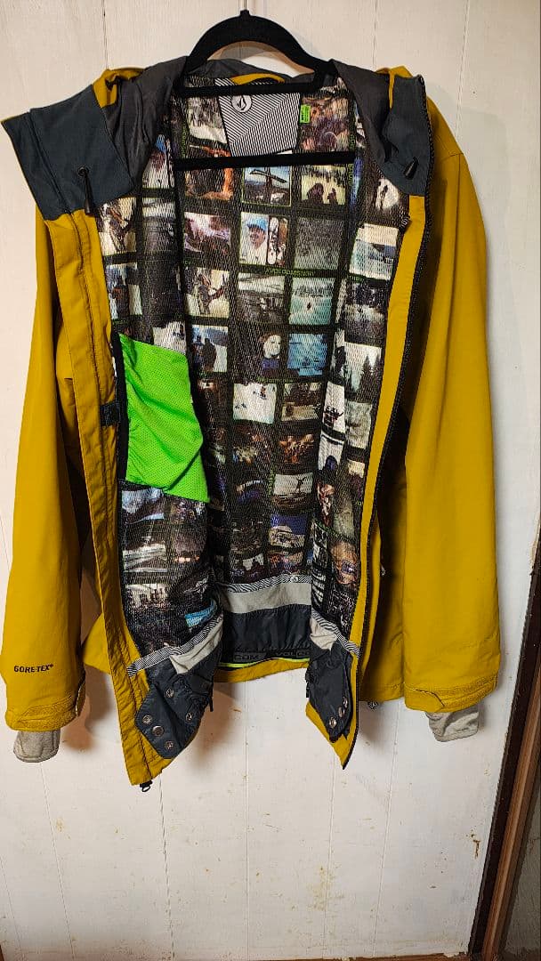 ボルコム　XL 　上下セット　オマケ スノーボードウェア