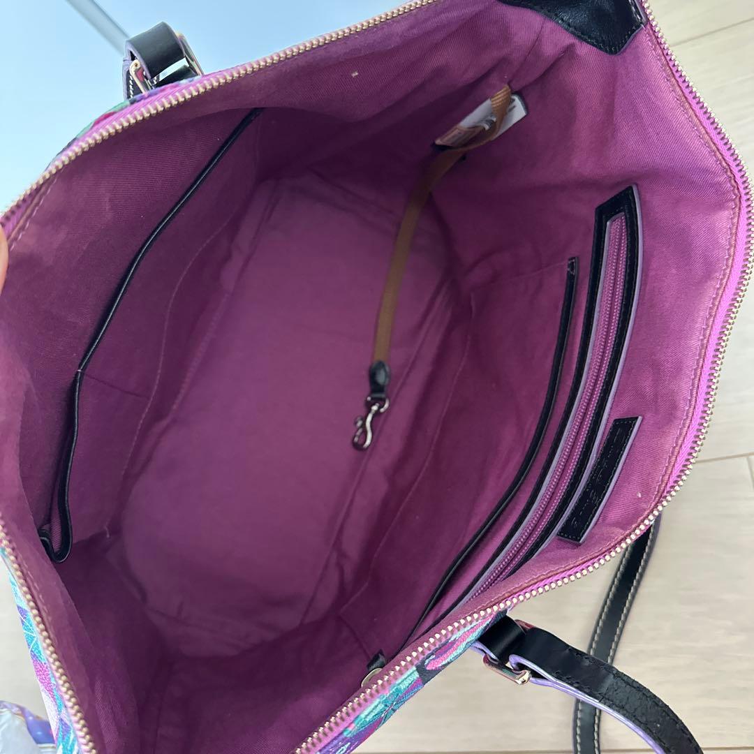 DOONEY&BOURKE ディズニー イッツ・ア・スモールワールド