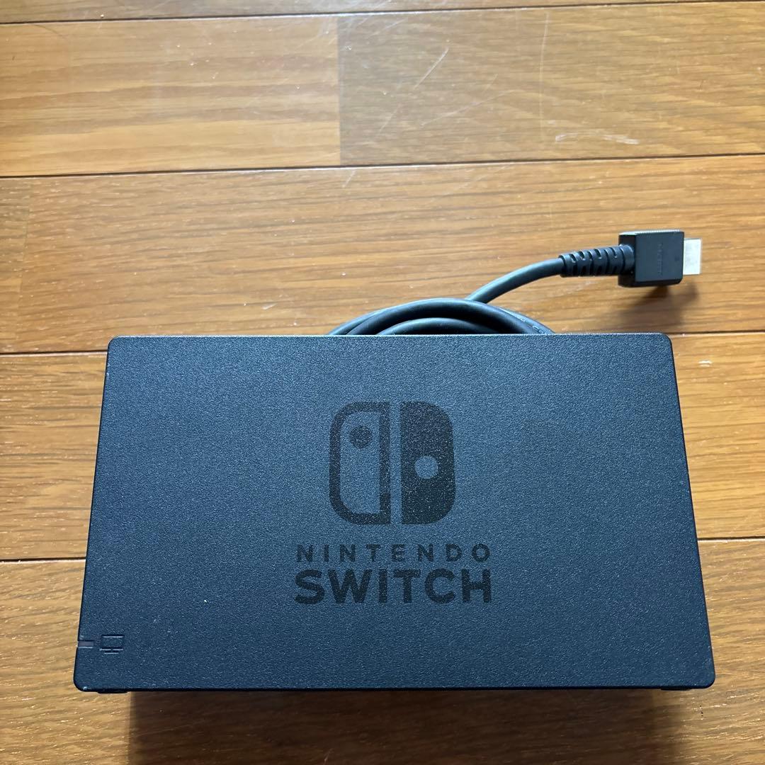 m*3様 Nintendo Switch 本体 + ドック + ケース　ジョイコ