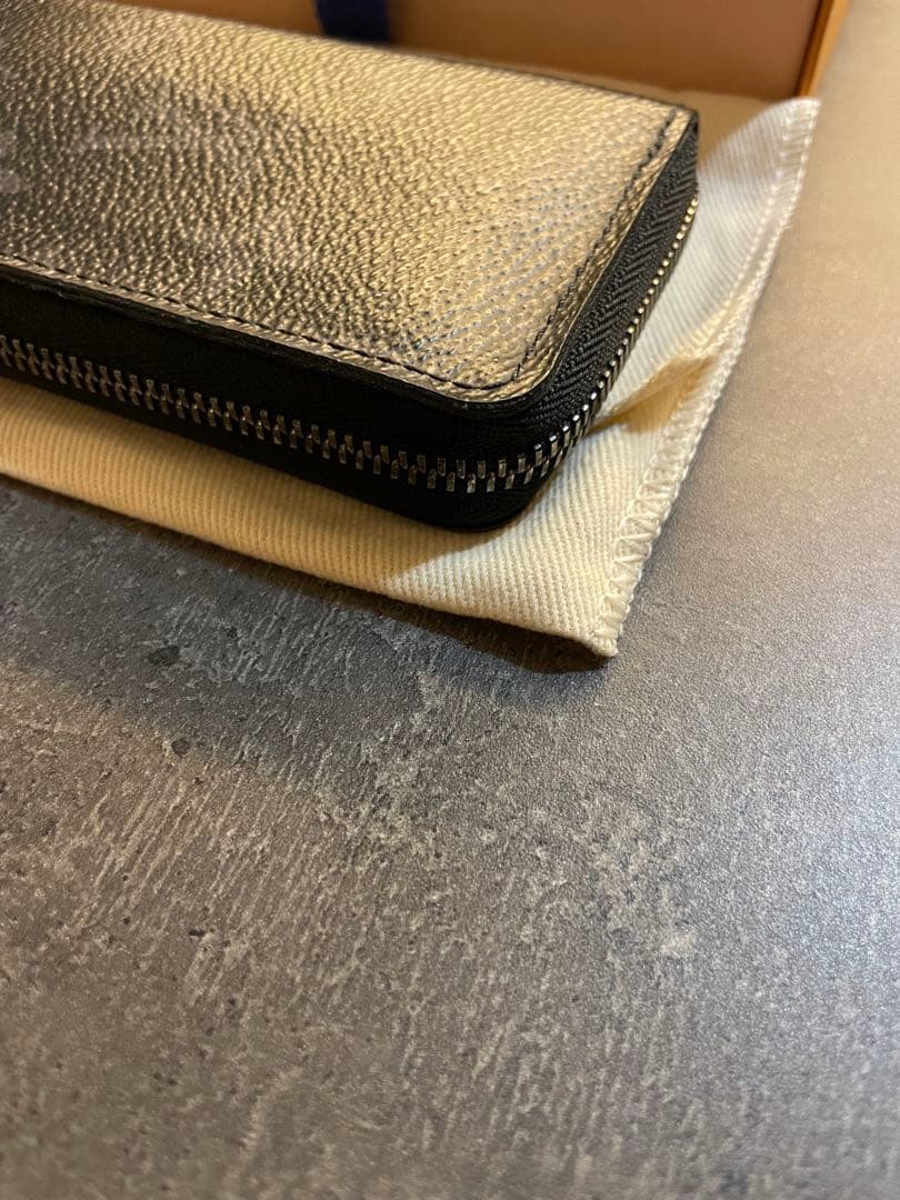 ルイヴィトン ジッピーパース 財布 エクリプス 黒 IC搭載