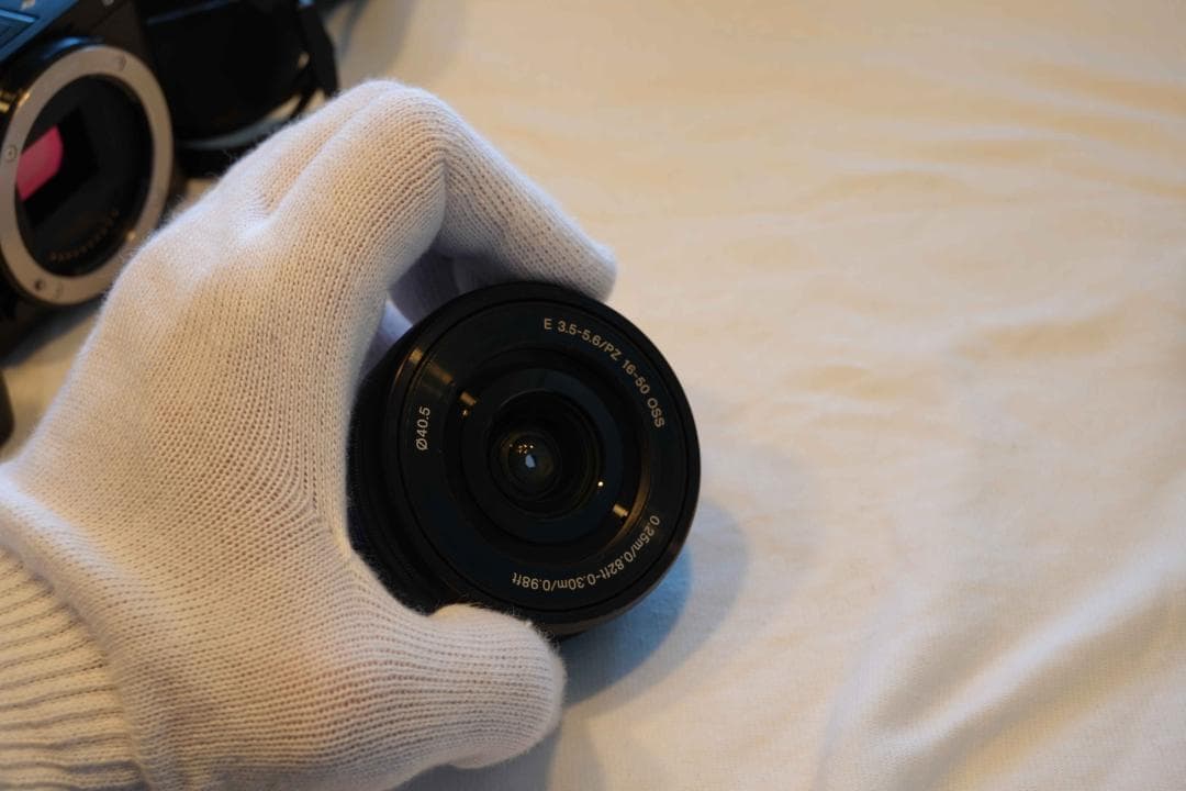 SONY α6000 (ILCE-6000) + レンズ【良好・付属品多数】