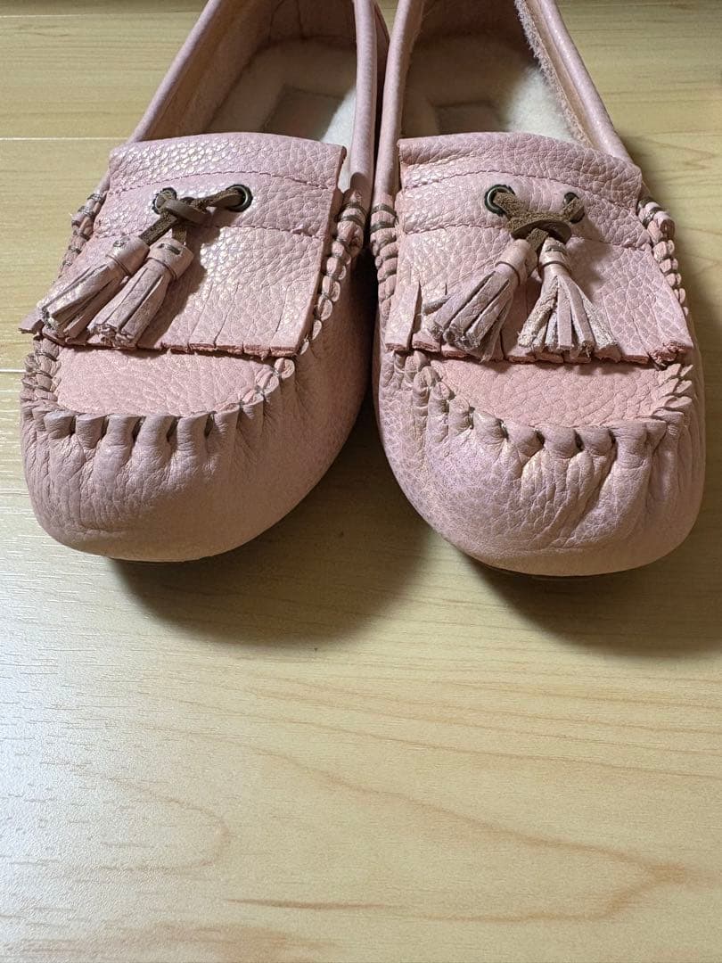 未使用品　UGG モカシン　ローファー