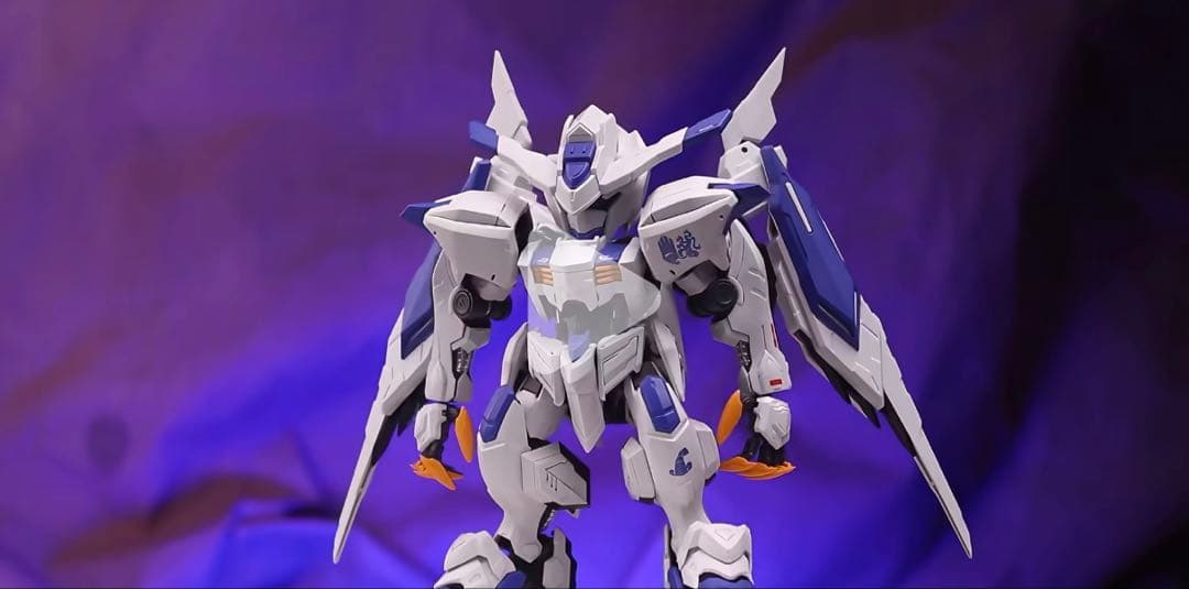 【海外製】バエル　バルバトス似　形態切替可 MGSD相当 組立式プラモデル