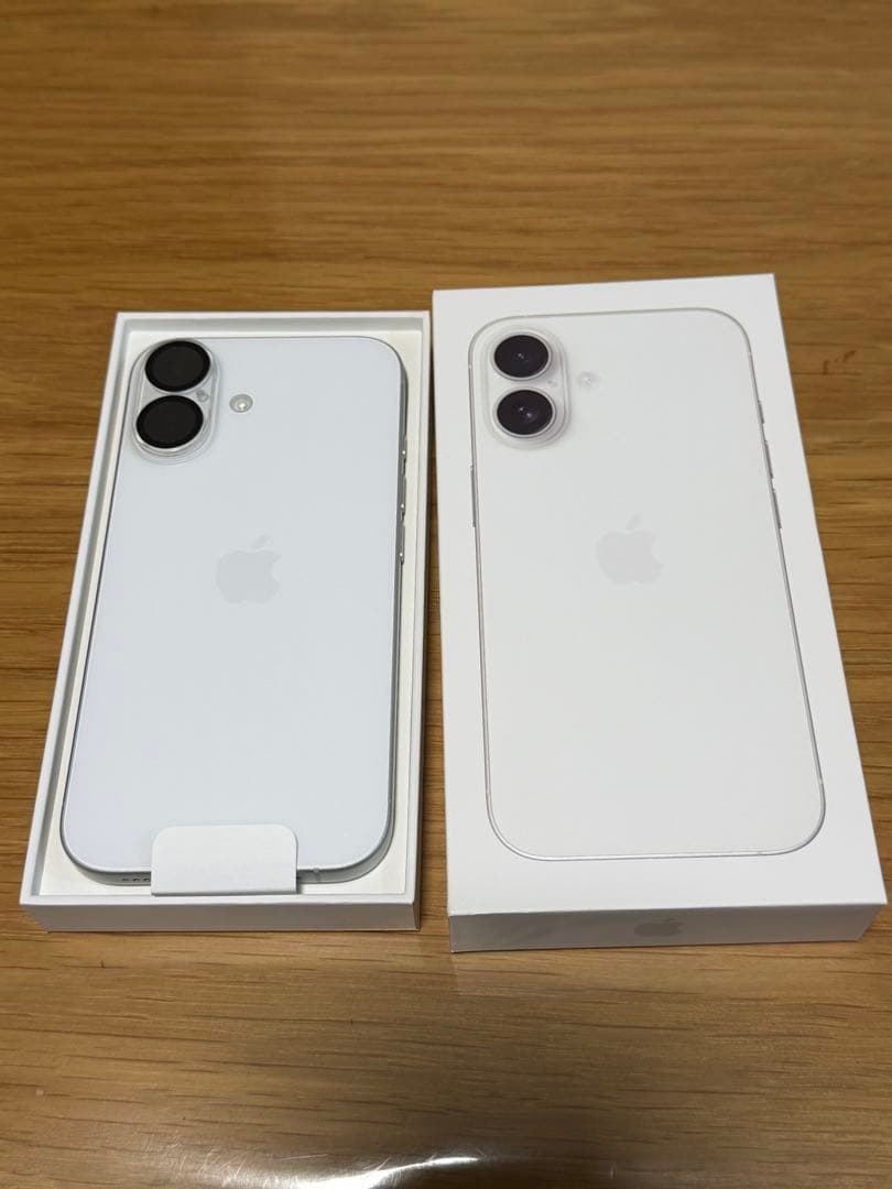 【超美品】iPhone16ホワイト 本体 SIMフリー