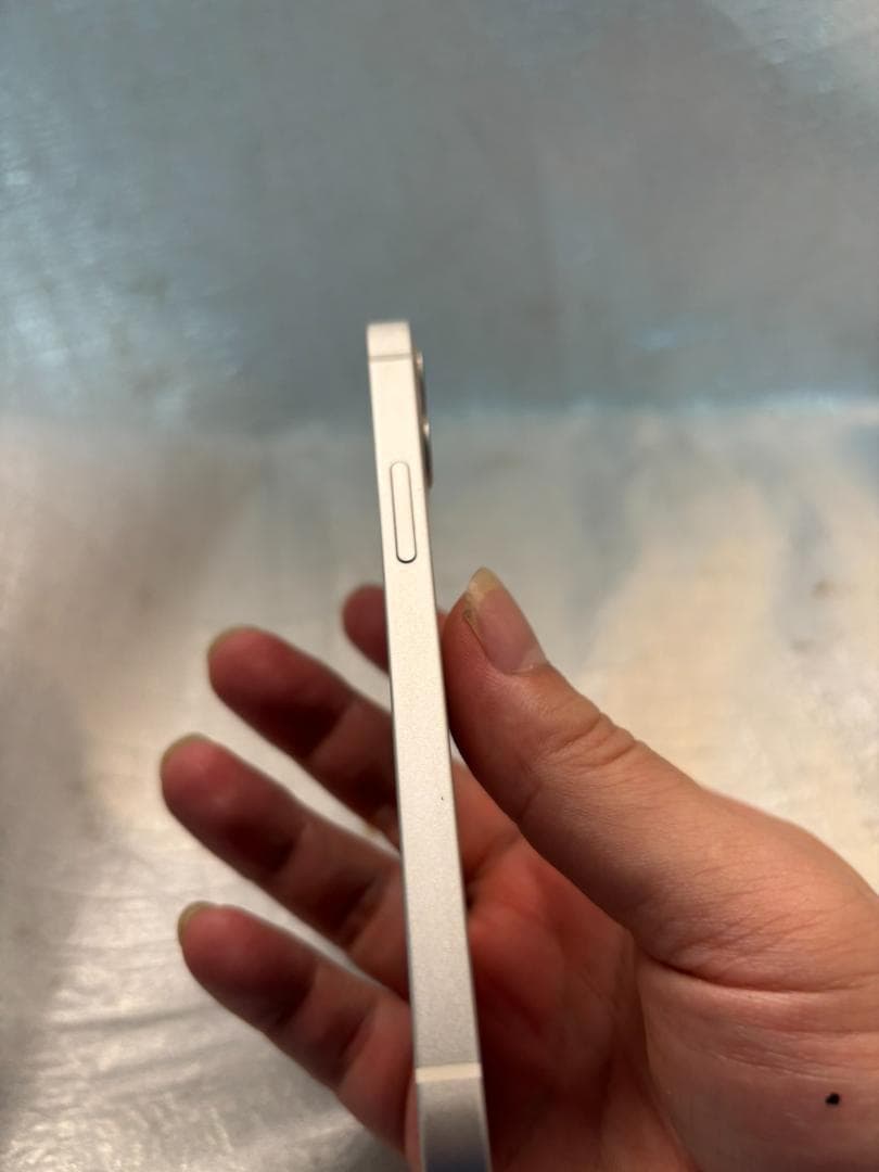 iPhone 12 mini ホワイト