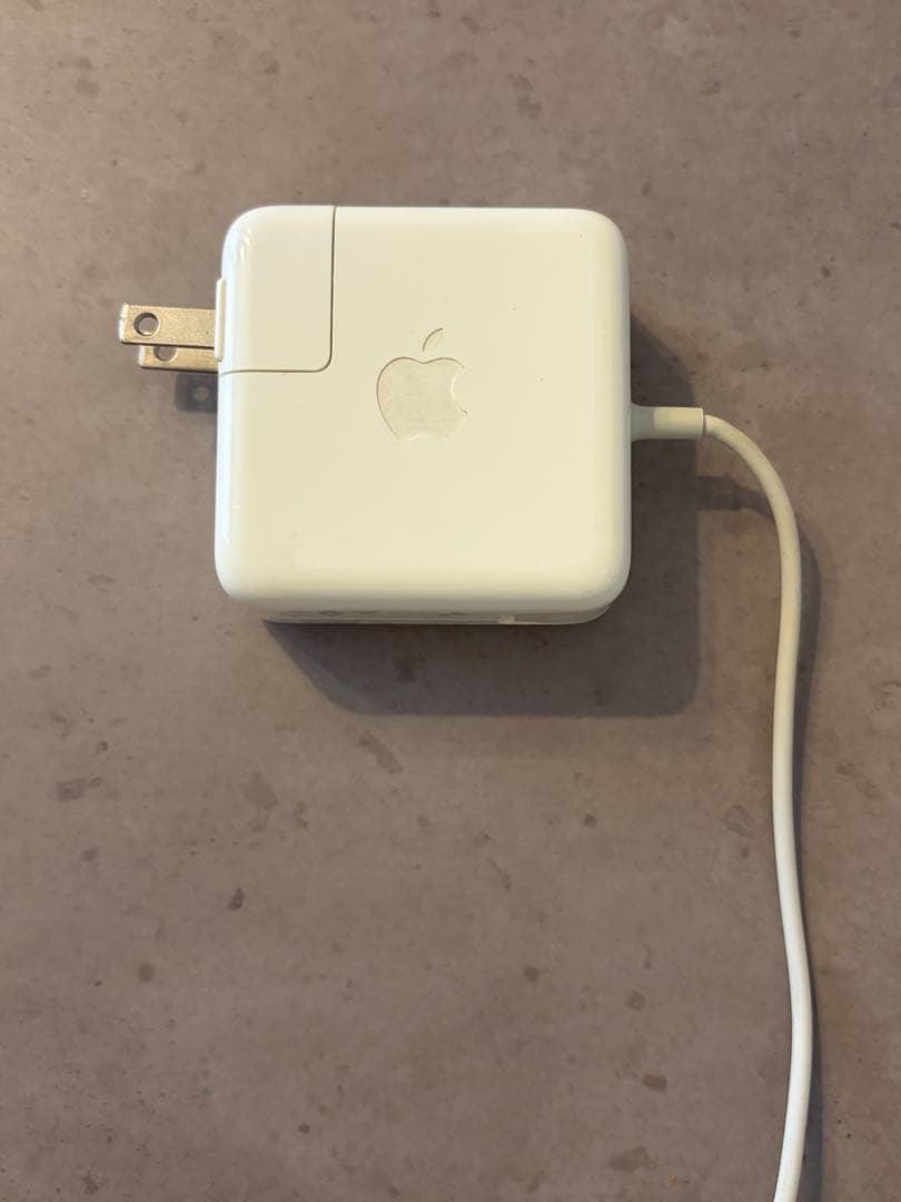 MacBook Air 11インチ　2013 メモリ4GB ストレージ128GB