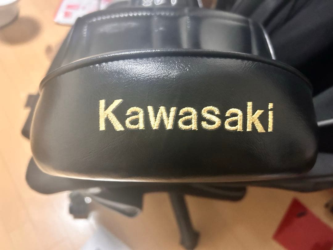 ゼファー400 シート