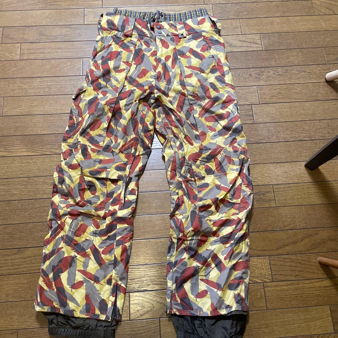 バートン　スノーボードウェア ミディアム　マルチカモフラージュ