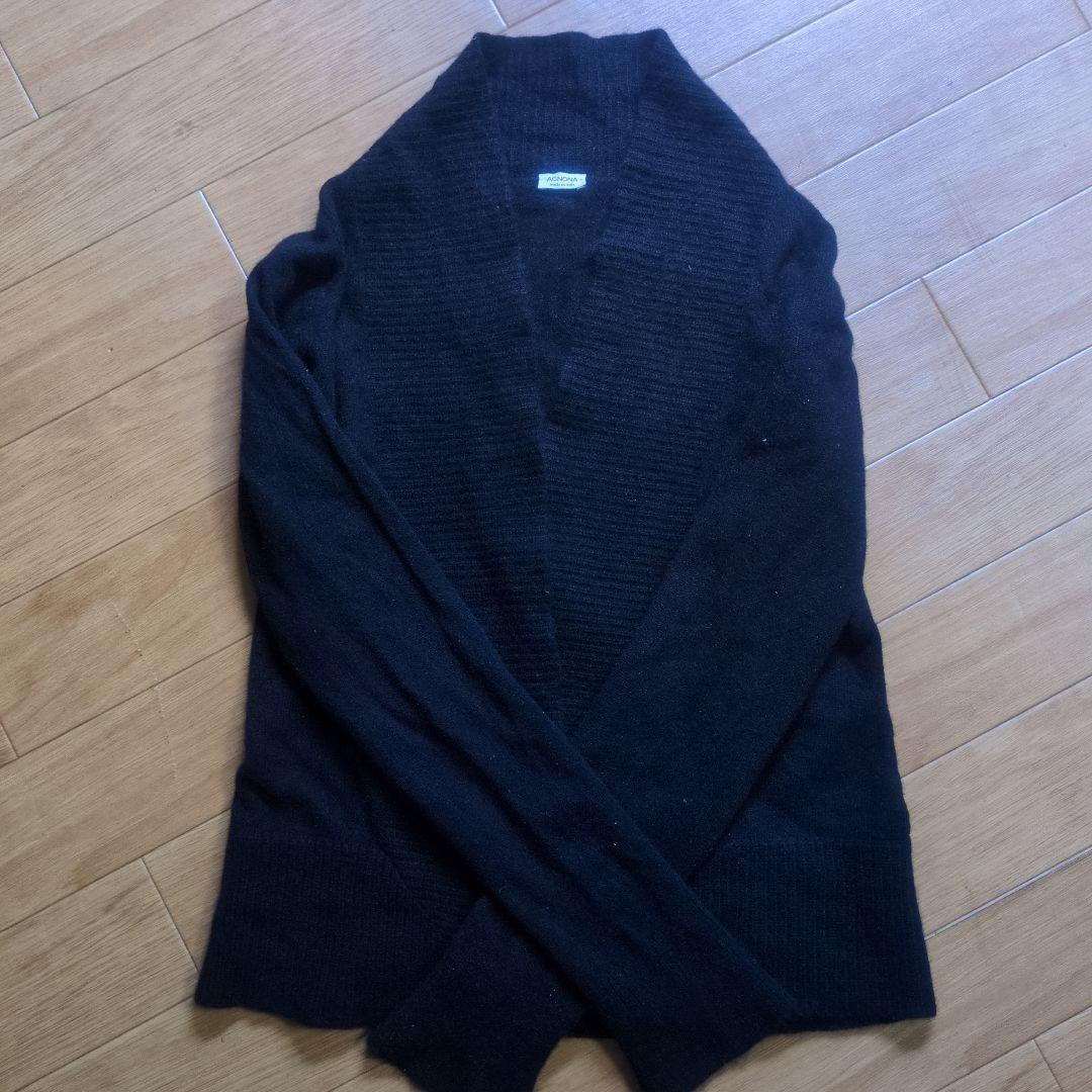 アイリーンです。 Agnona 黒リブ編みカーディガン 長袖