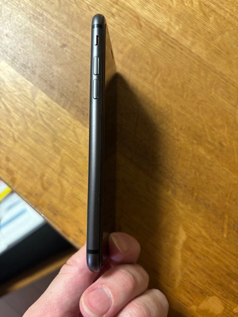 iPhone8本体 スペースグレイ 64GB 美品