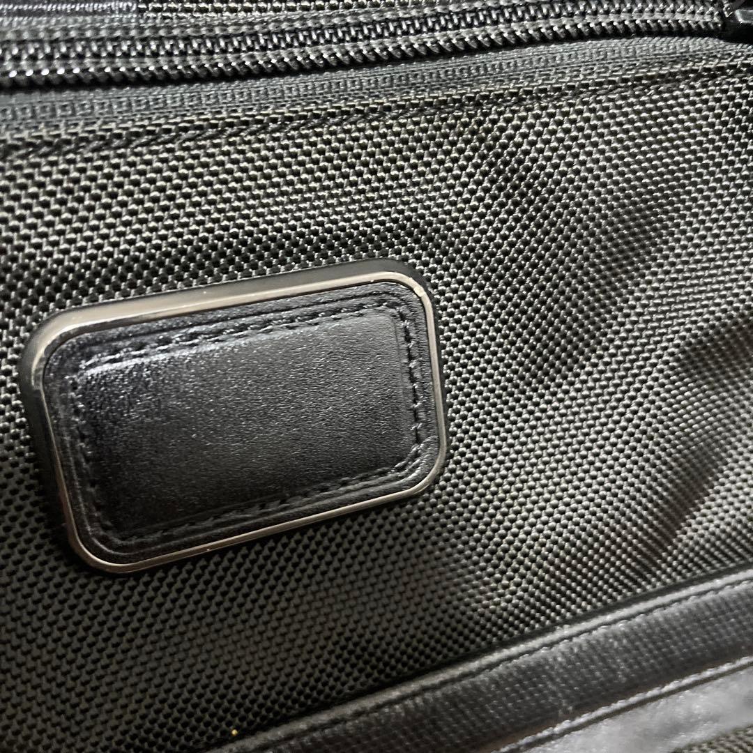 tumi alpha トートブラック