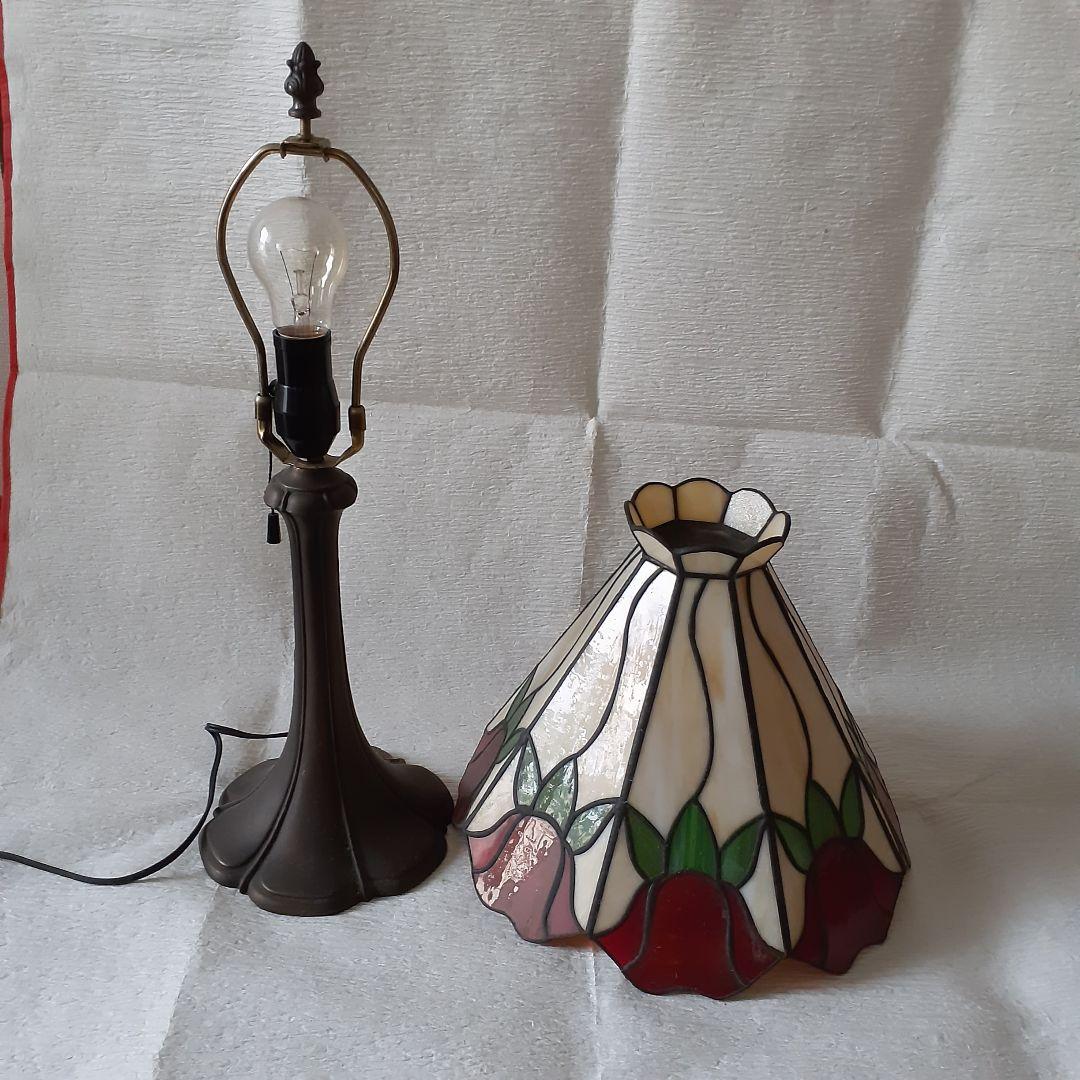 アンティーク調　テーブルランプ　ステンドグラス