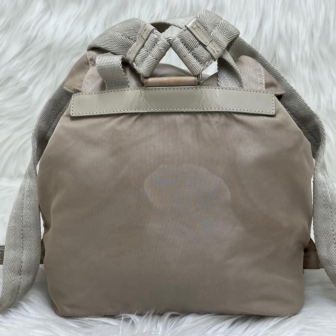 プラダ　PRADA リュック バックパック 三角ロゴプレート 白タグあり