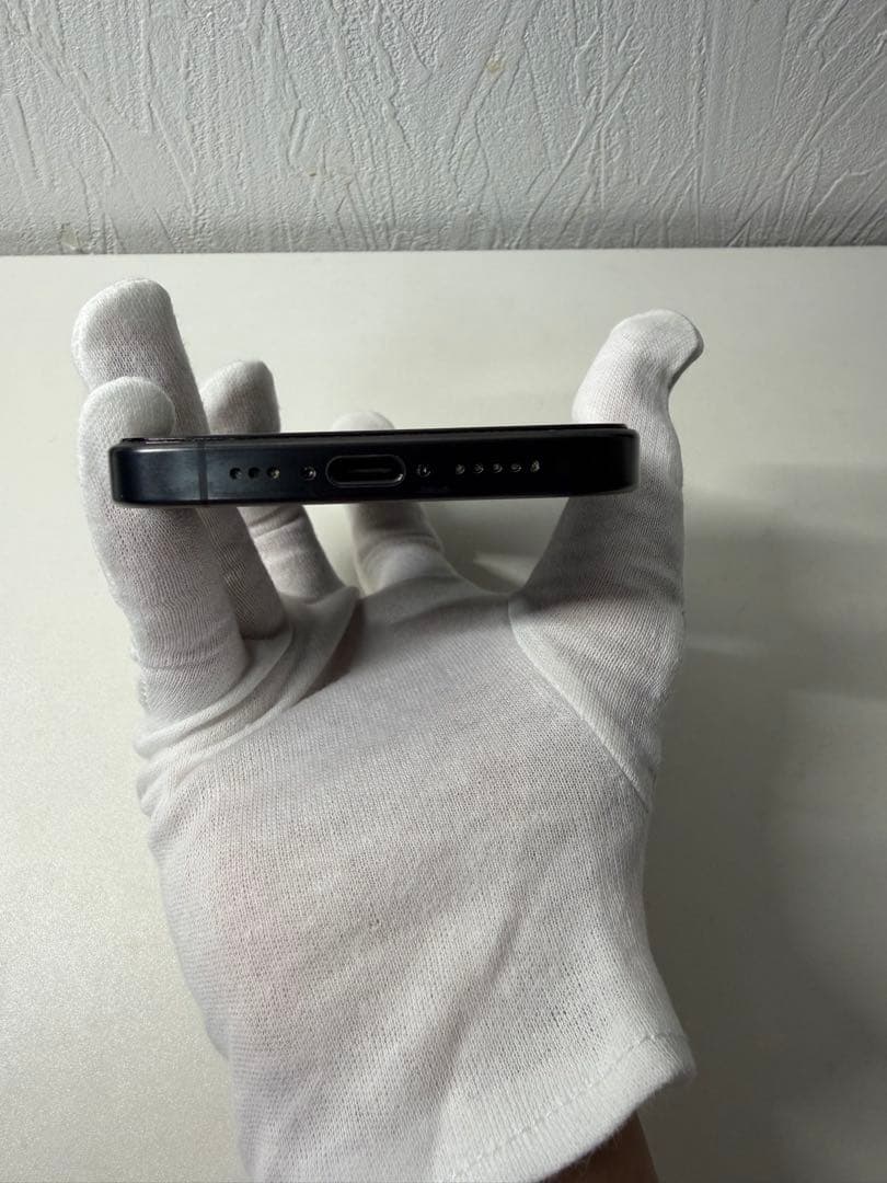 ★美品★iPhone15Pro 256GB SIMフリー ブラックチタニウム