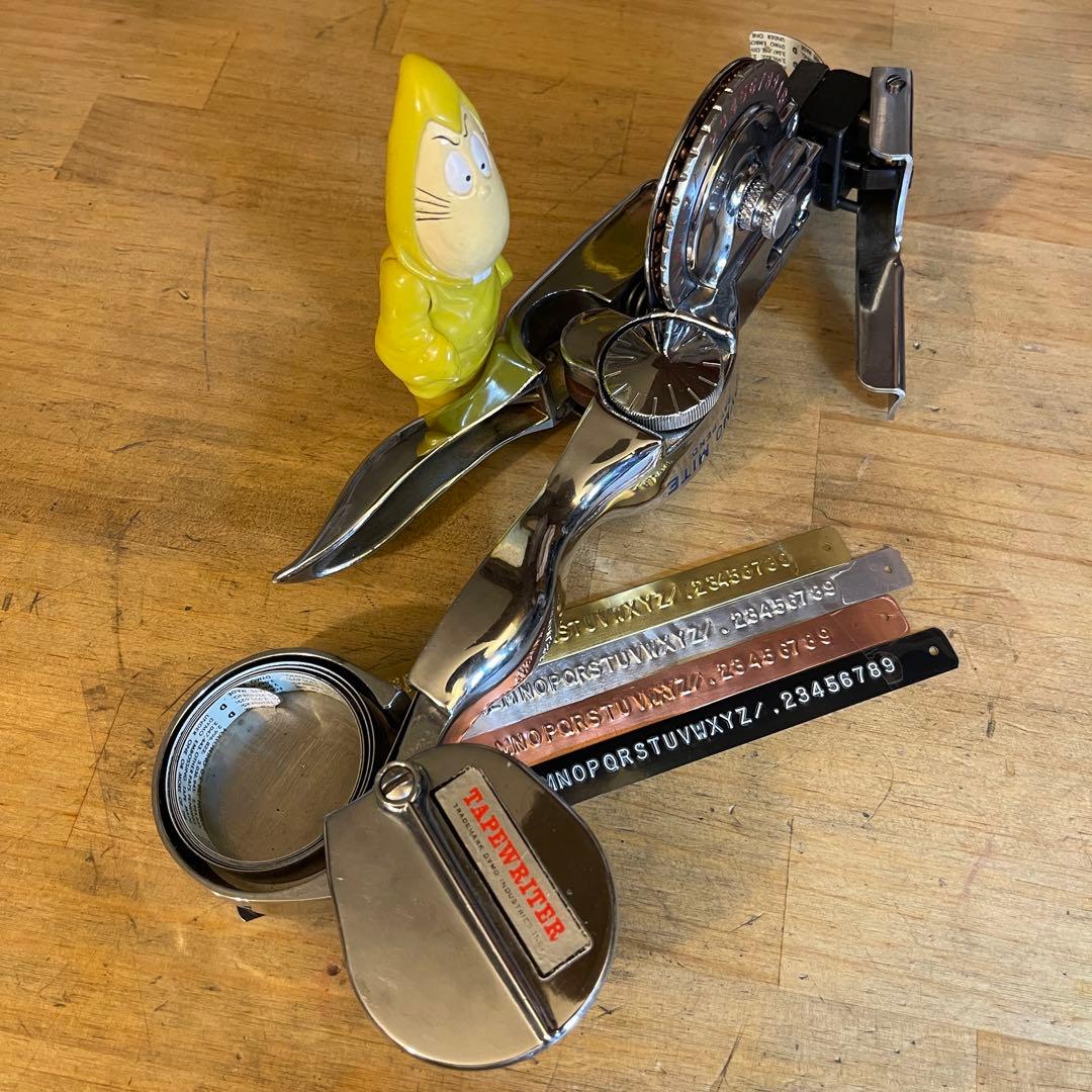 ■製品保証■【機関良・美品】ダイモ テープライター M-3 DYMO 18010