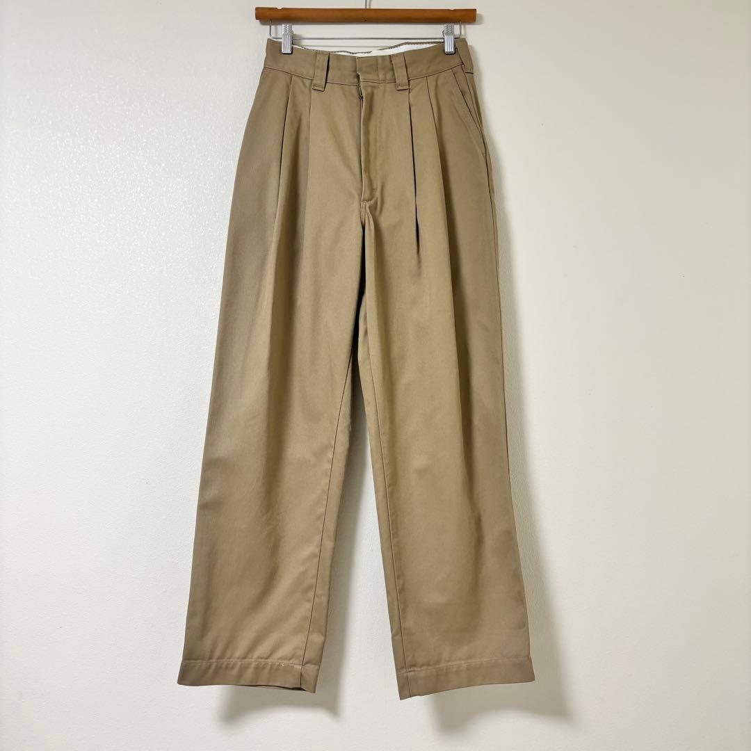 美品　ザシンゾーン　タックチノ　トムボーイパンツ ベージュ　ツータック