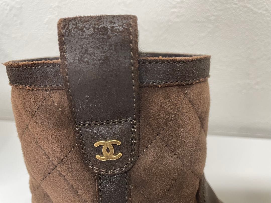【美品】人気！CHANEL ムートン マトラッセ ココマークショートブーツ 35